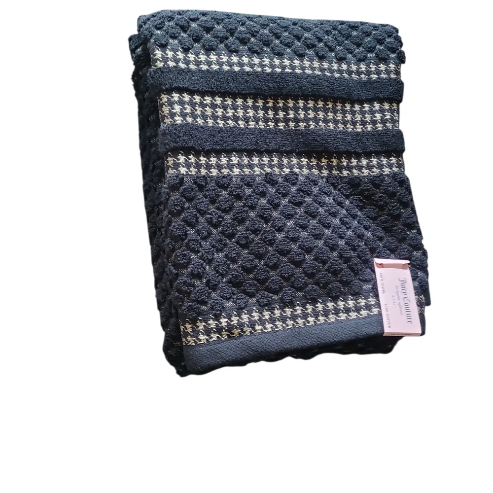 Black & Gold Juicy Couture Bath Textured Towel - 28x54